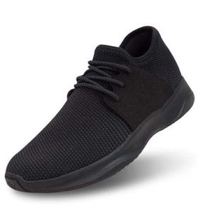 NIB Vessi Everyday Black sz 10 sneakers waterproof